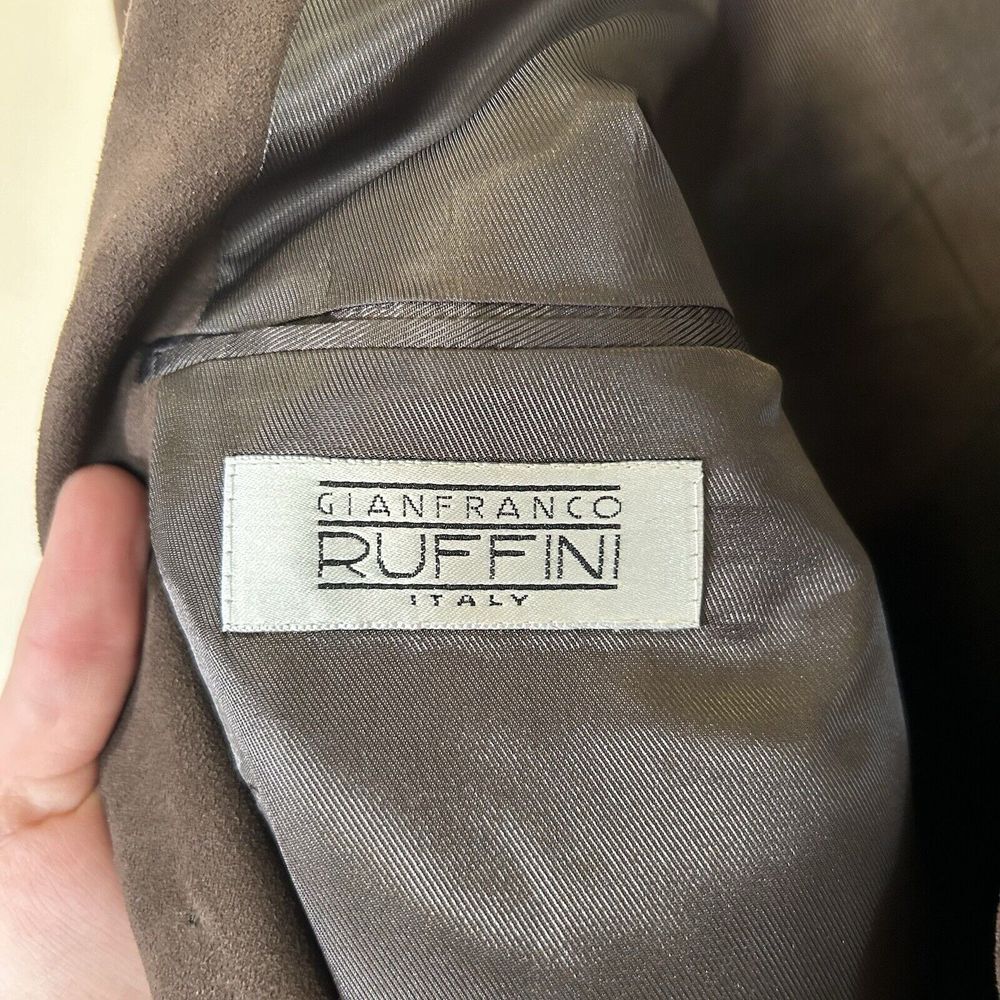 Gianfranco Ruffini Three Button Solid Brown Suede… - image 4